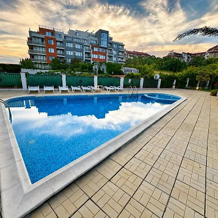 Apartment Lifestyle 1 Ap - Pool And Piece *
